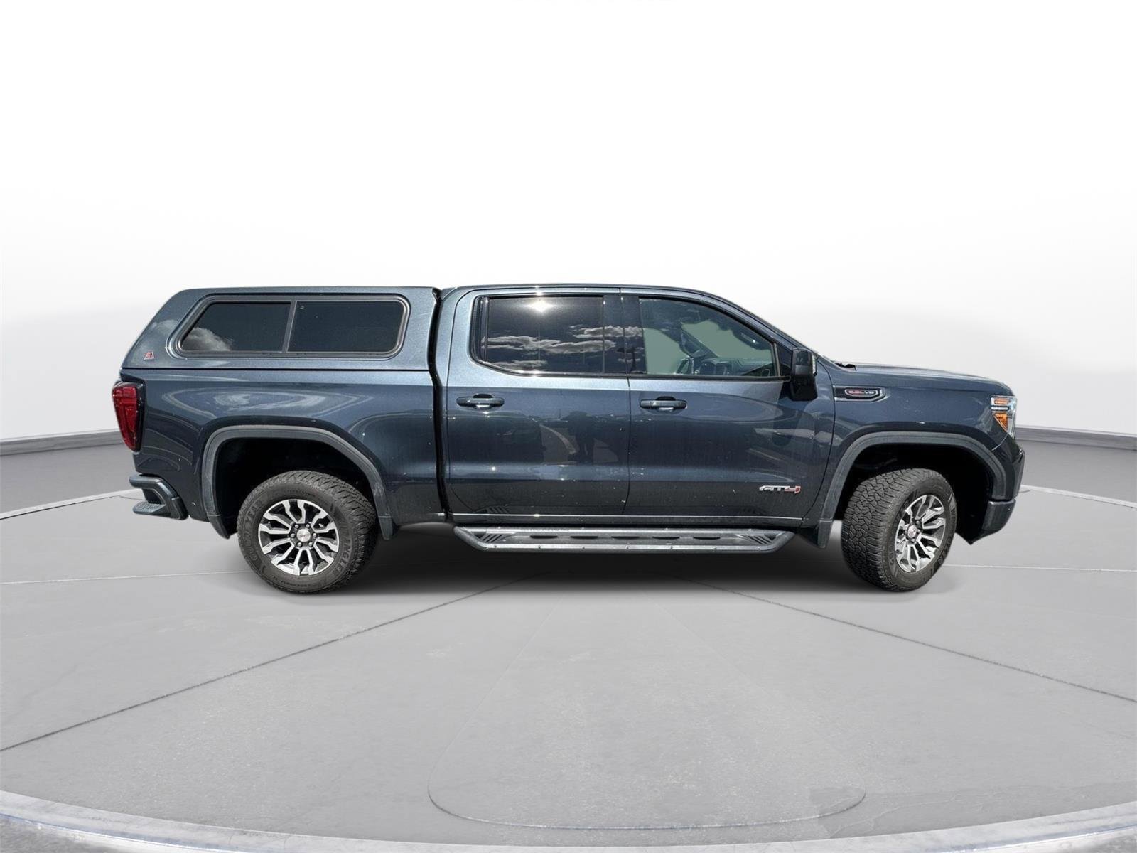 Used 2020 GMC Sierra 1500 AT4 w/ Off-Road Performance Package image 5