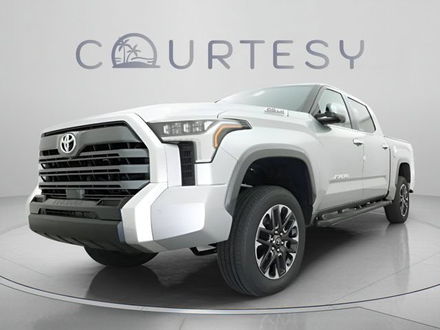 Used 2025 Toyota Tundra Limited AWD/4WD image 25