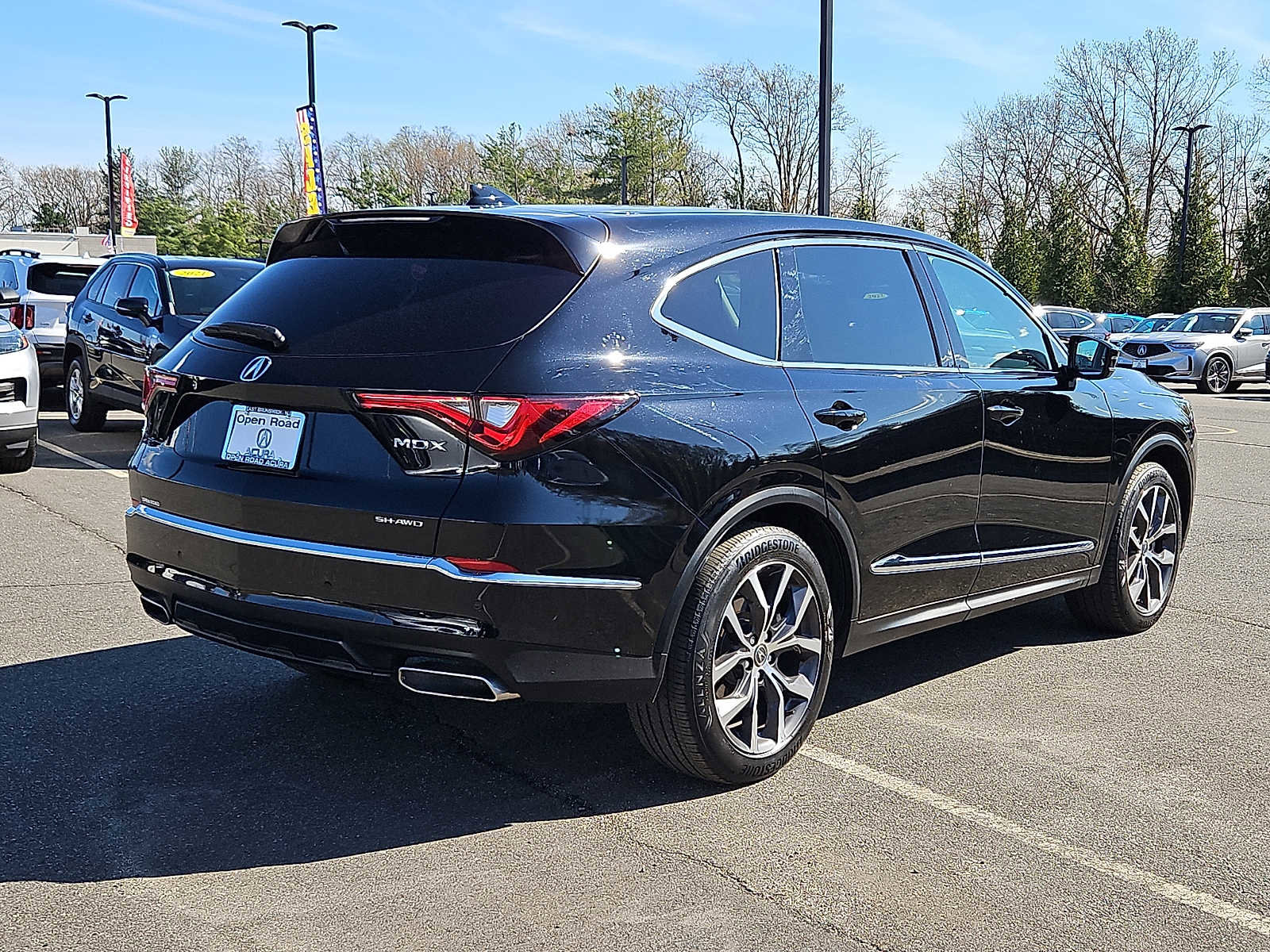 Used 2023 Acura MDX SH-AWD w/ Technology Package image 7
