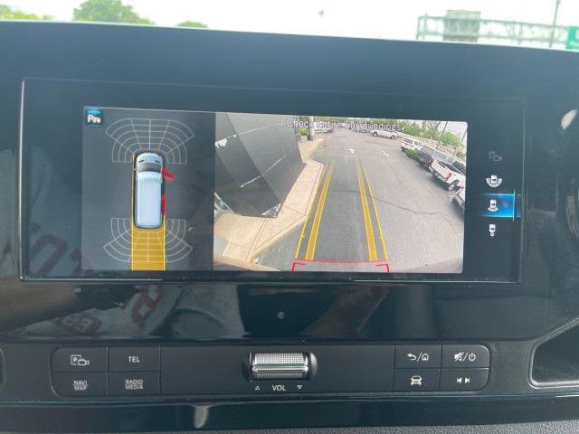 Used 2020 Mercedes-Benz Sprinter 4500 w/ Premium Plus Package image 20