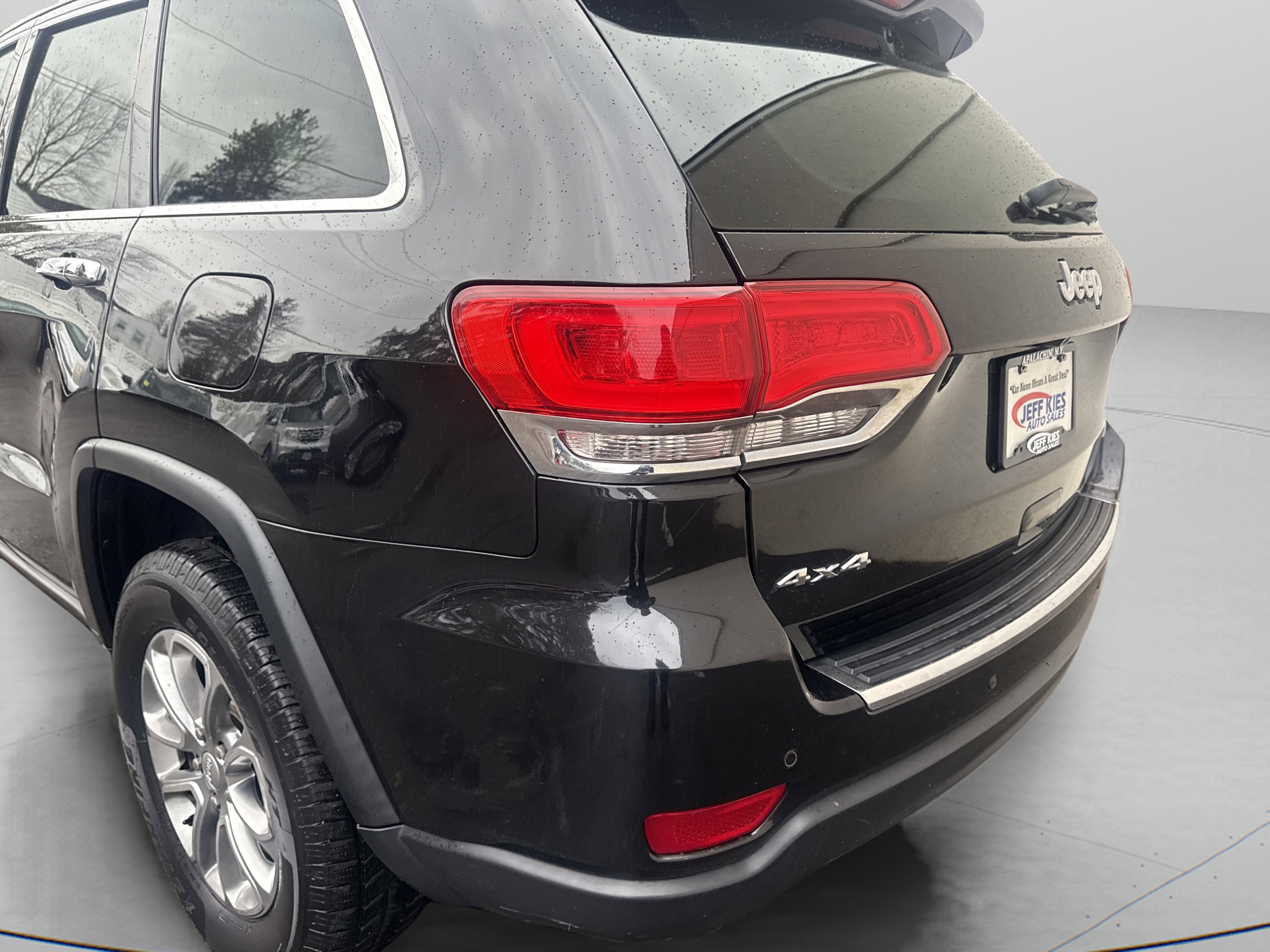 Used 2016 Jeep Grand Cherokee Limited image 7