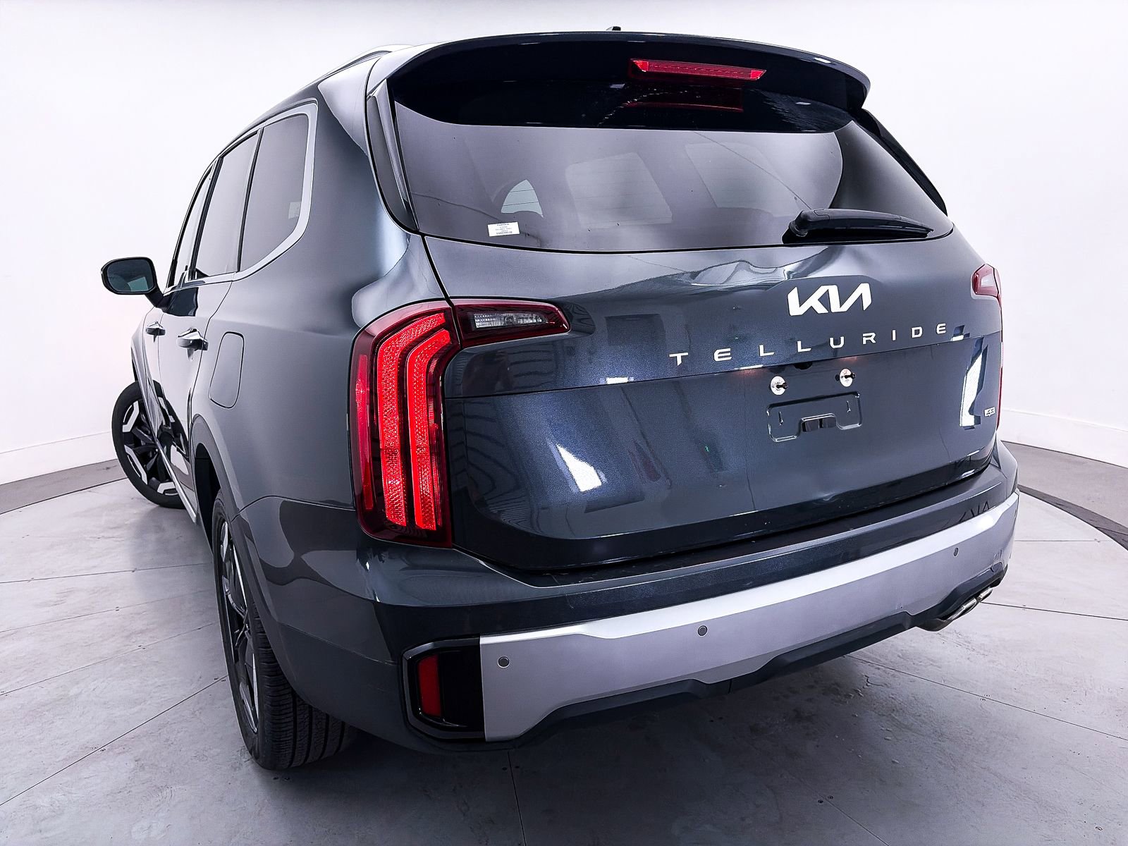 Used 2024 Kia Telluride S w/ S Sunroof Package image 10