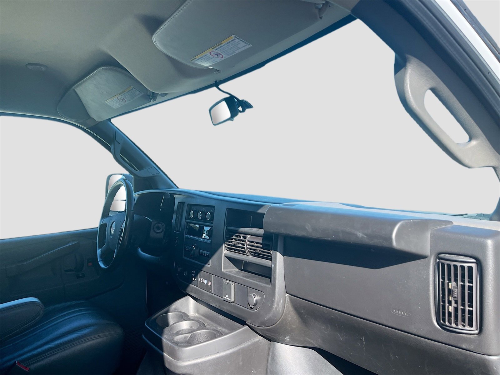 Used 2023 GMC Savana 2500 Extended w/ Driver Convenience Package image 24