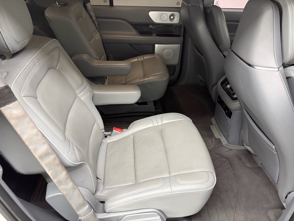 Used 2019 Lincoln Navigator Reserve AWD/4WD image 46