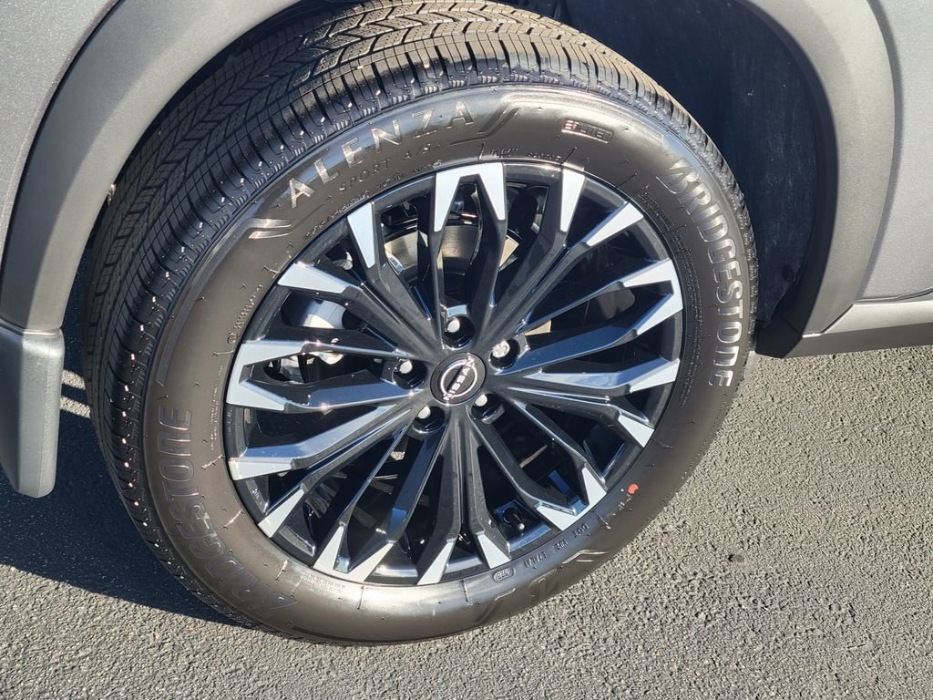 New 2026 Nissan Rogue SV image 3