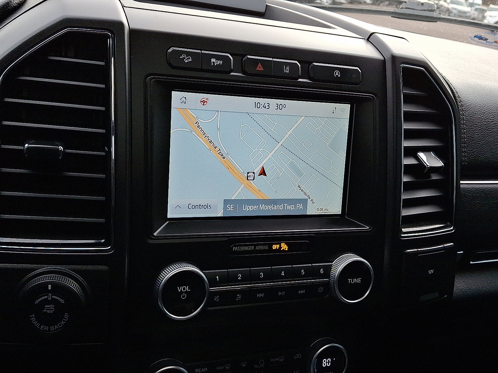 Used 2021 Ford Expedition Max Limited image 18