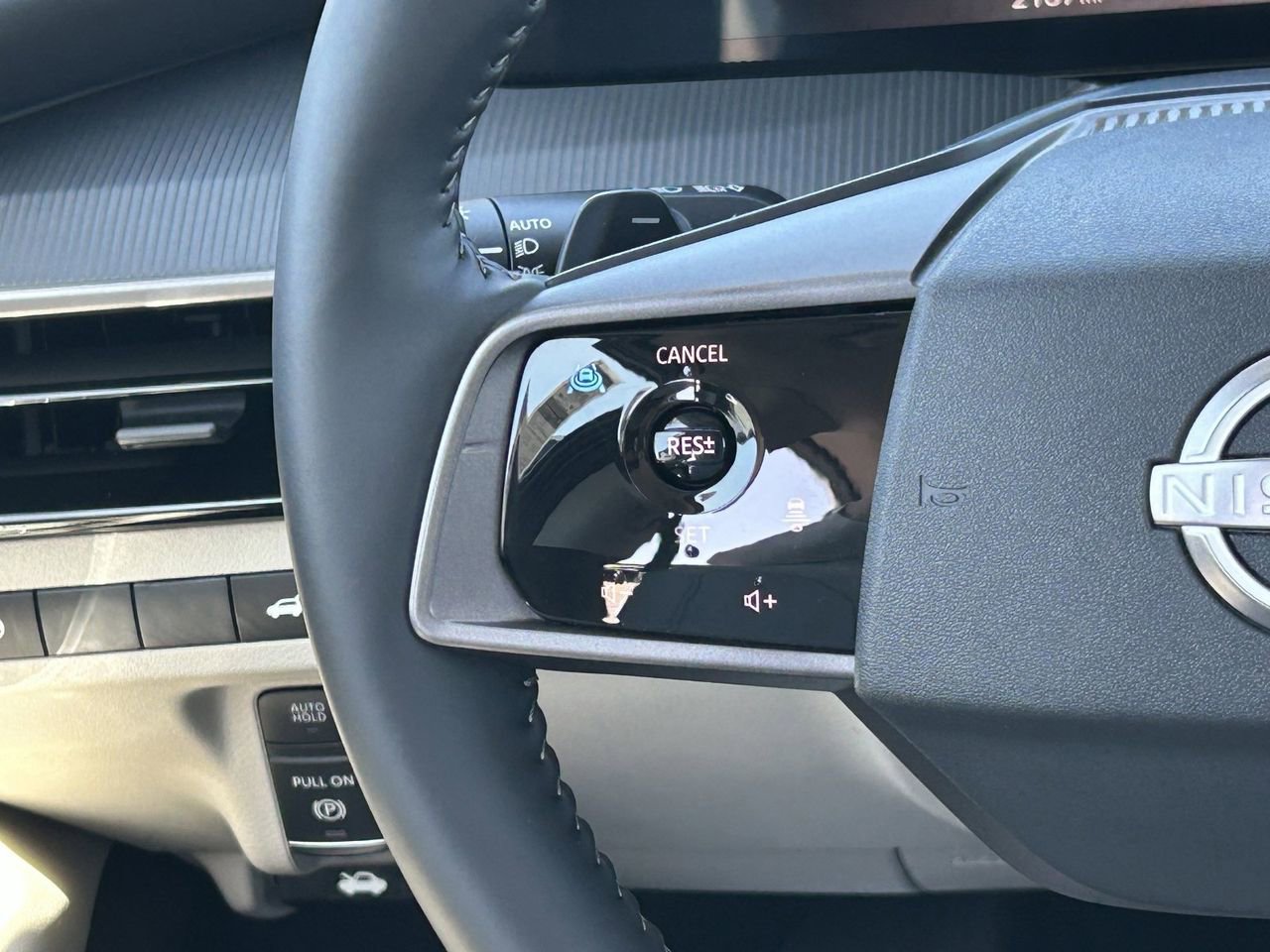 Certified 2025 Nissan Murano SV w/ Cargo Package image 26