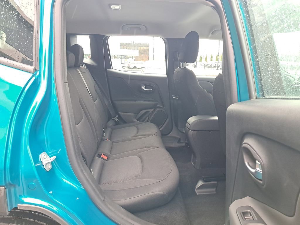 Used 2022 Jeep Renegade Sport image 15