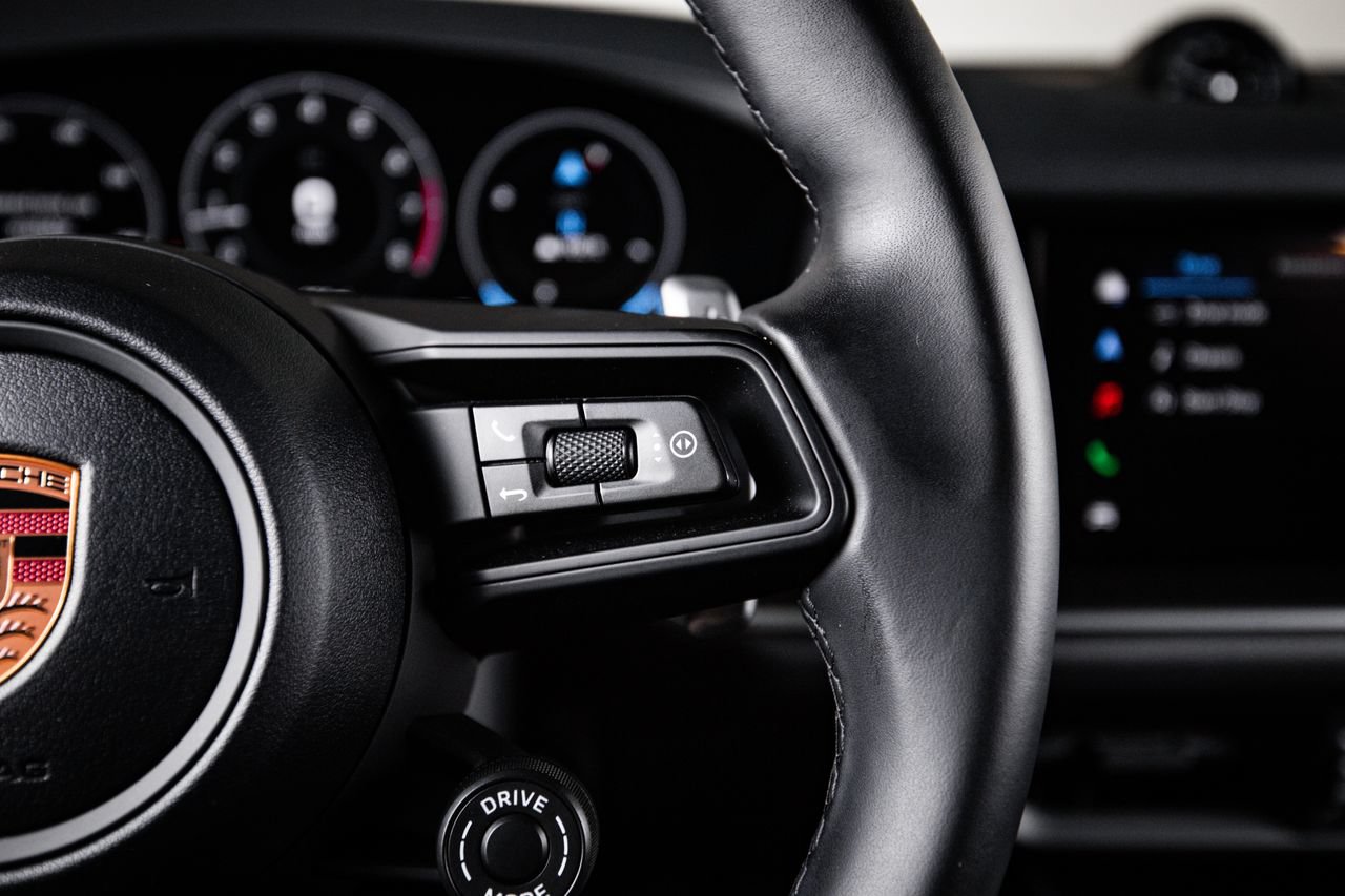Certified 2026 Porsche Cayenne Coupe AWD/4WD image 16
