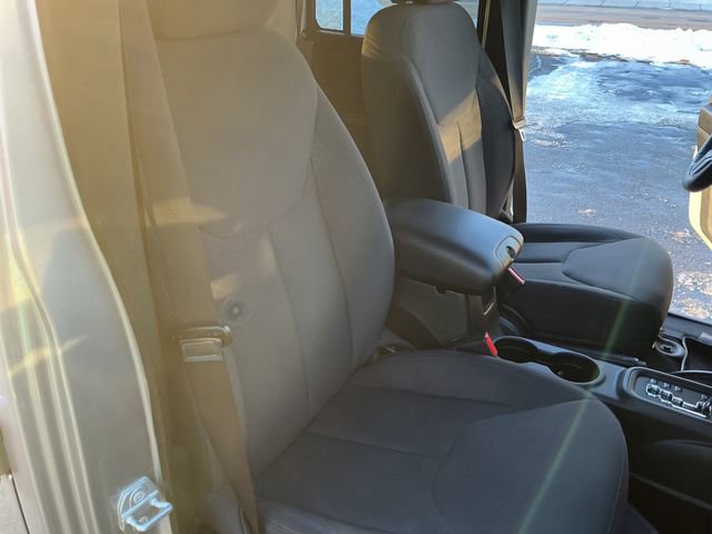 Used 2018 Jeep Wrangler Unlimited Sport S image 35