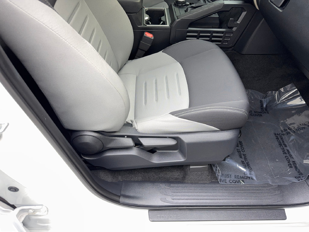Used 2025 Toyota Tacoma TRD Sport AWD/4WD image 45