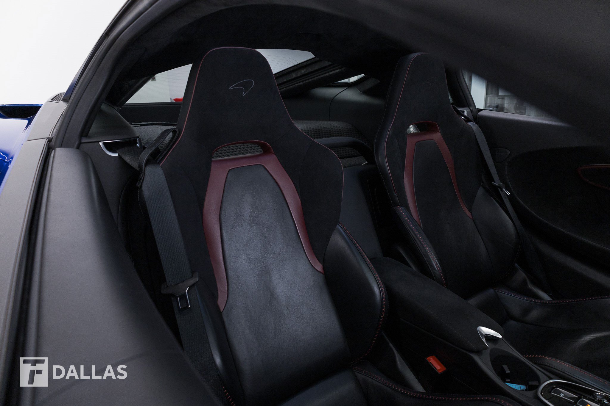 Used 2023 McLaren GT RWD image 37