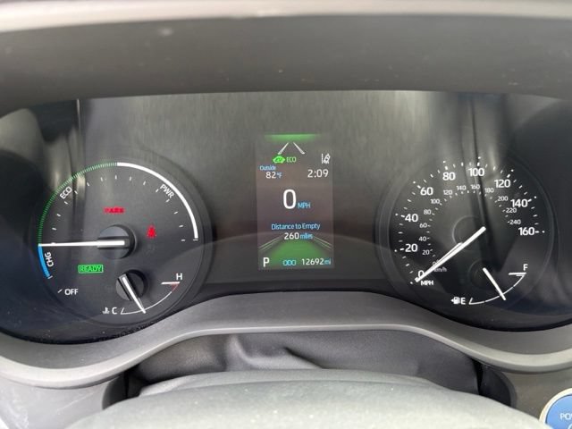 Used 2024 Toyota Sienna XLE w/ XLE Plus Package AWD/4WD image 32