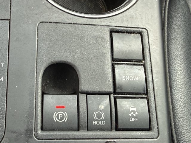 Used 2024 Toyota Highlander XSE FWD image 22