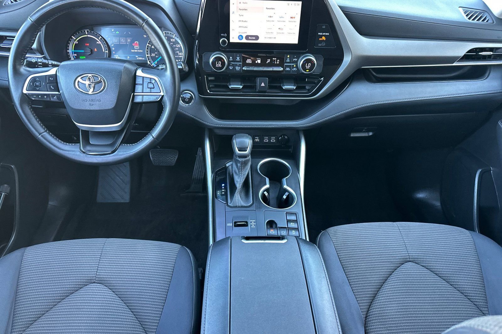 Used 2023 Toyota Highlander LE w/ Protection Package #3 (TMS) image 13