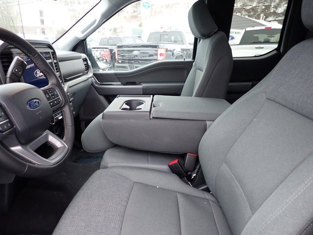 Certified 2025 Ford F150 XLT w/ Equipment Group 301A Standard image 16