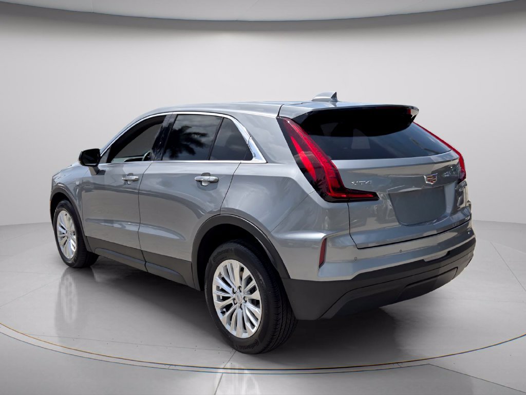 Used 2024 Cadillac XT4 Luxury FWD image 6