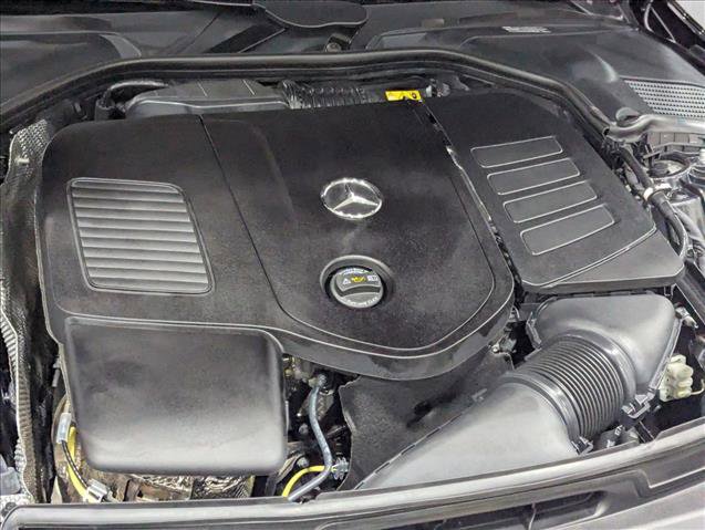 Used 2025 Mercedes-Benz C 300 4MATIC Sedan image 23
