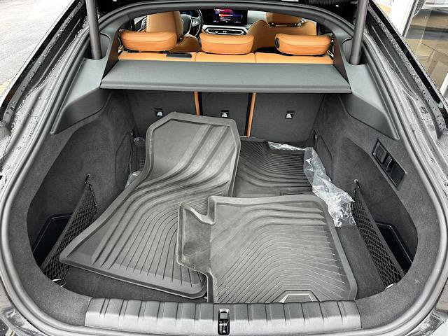 Certified 2023 BMW i4 eDrive35 w/ Premium Package image 10