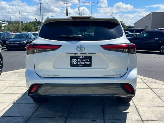 Used 2023 Toyota Highlander Limited AWD/4WD image 10
