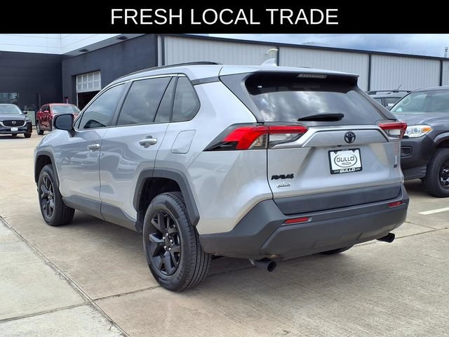 Used 2021 Toyota RAV4 LE FWD image 8