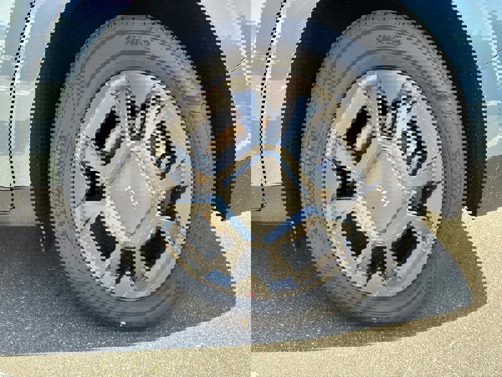 New 2026 Kia Carnival SX image 9