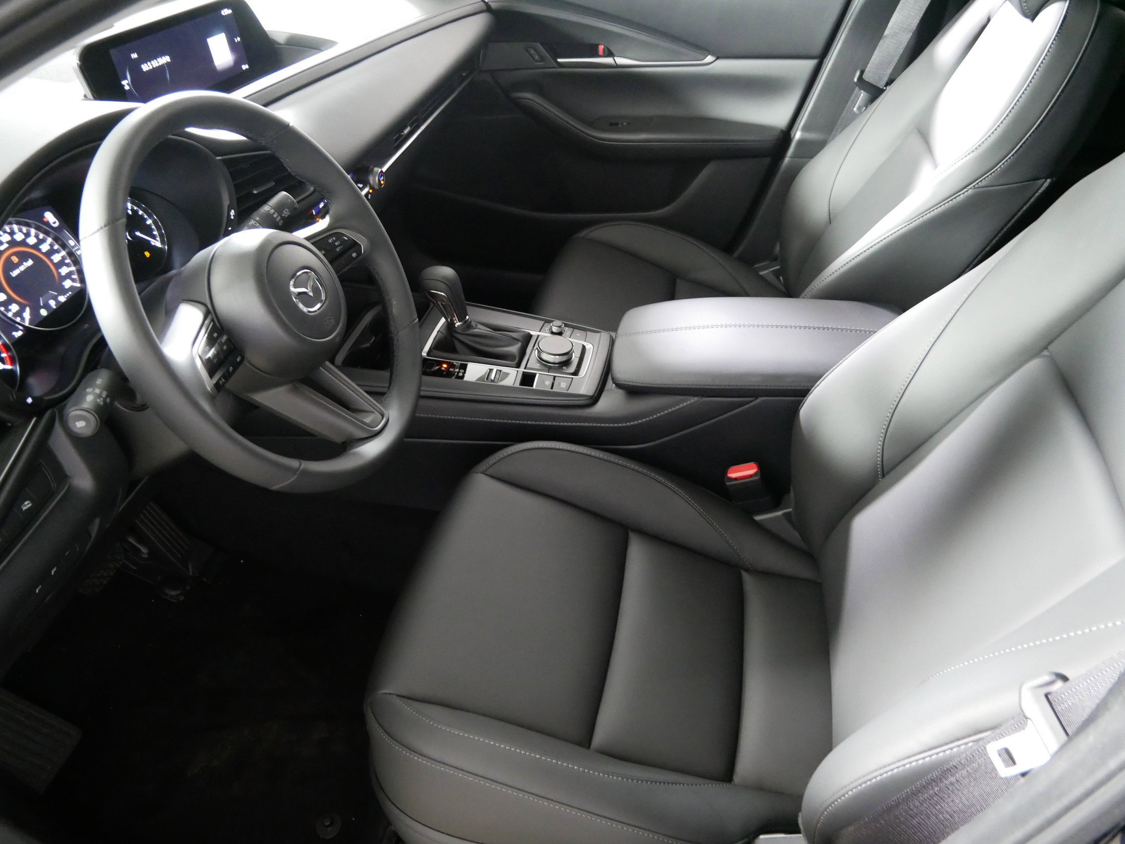New 2026 MAZDA CX-30 AWD 2.5 S w/ Select Sport Pkg image 4