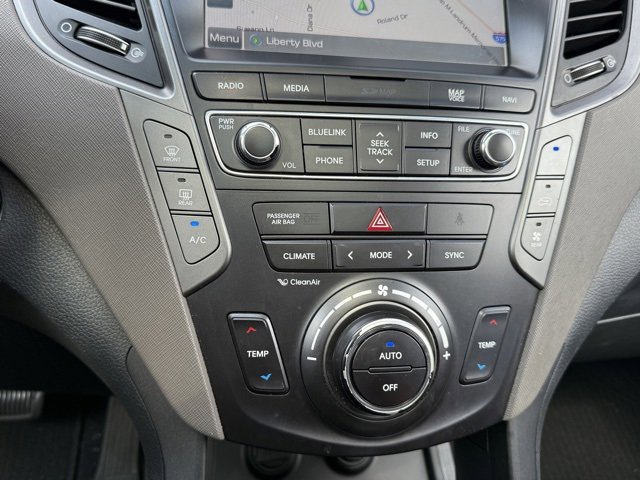 Used 2018 Hyundai Santa Fe Limited image 21