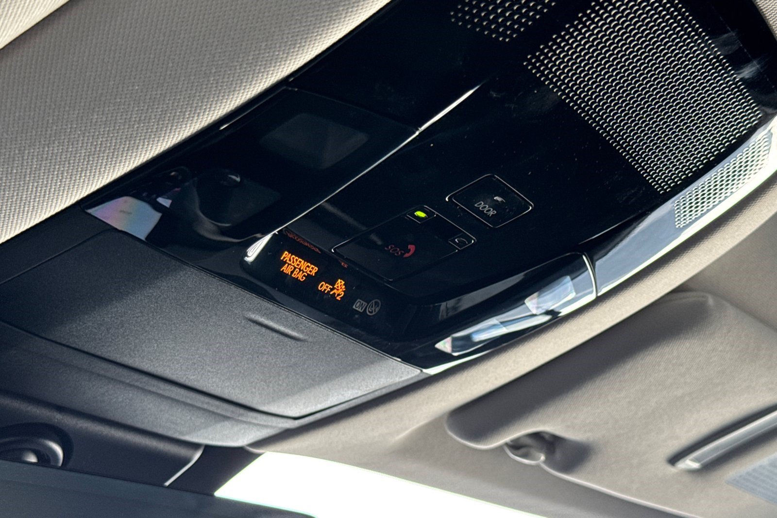 Certified 2024 Lexus RZ 300e Premium w/ Technology Package FWD image 23