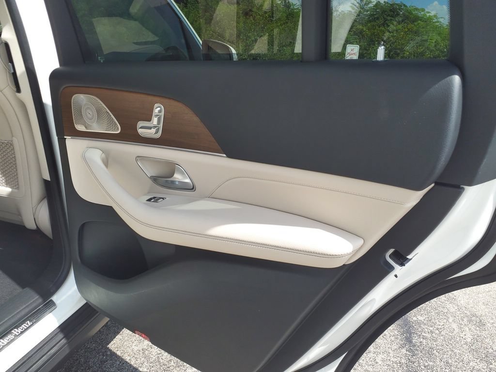 Certified 2024 Mercedes-Benz GLS 450 4MATIC image 13