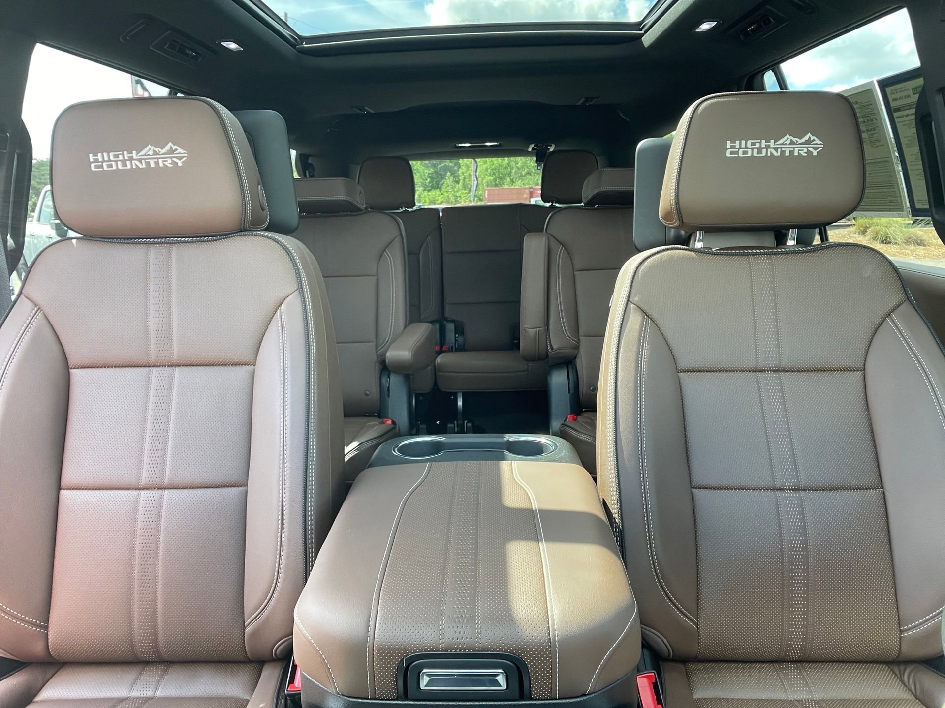 Used 2025 Chevrolet Tahoe High Country image 30