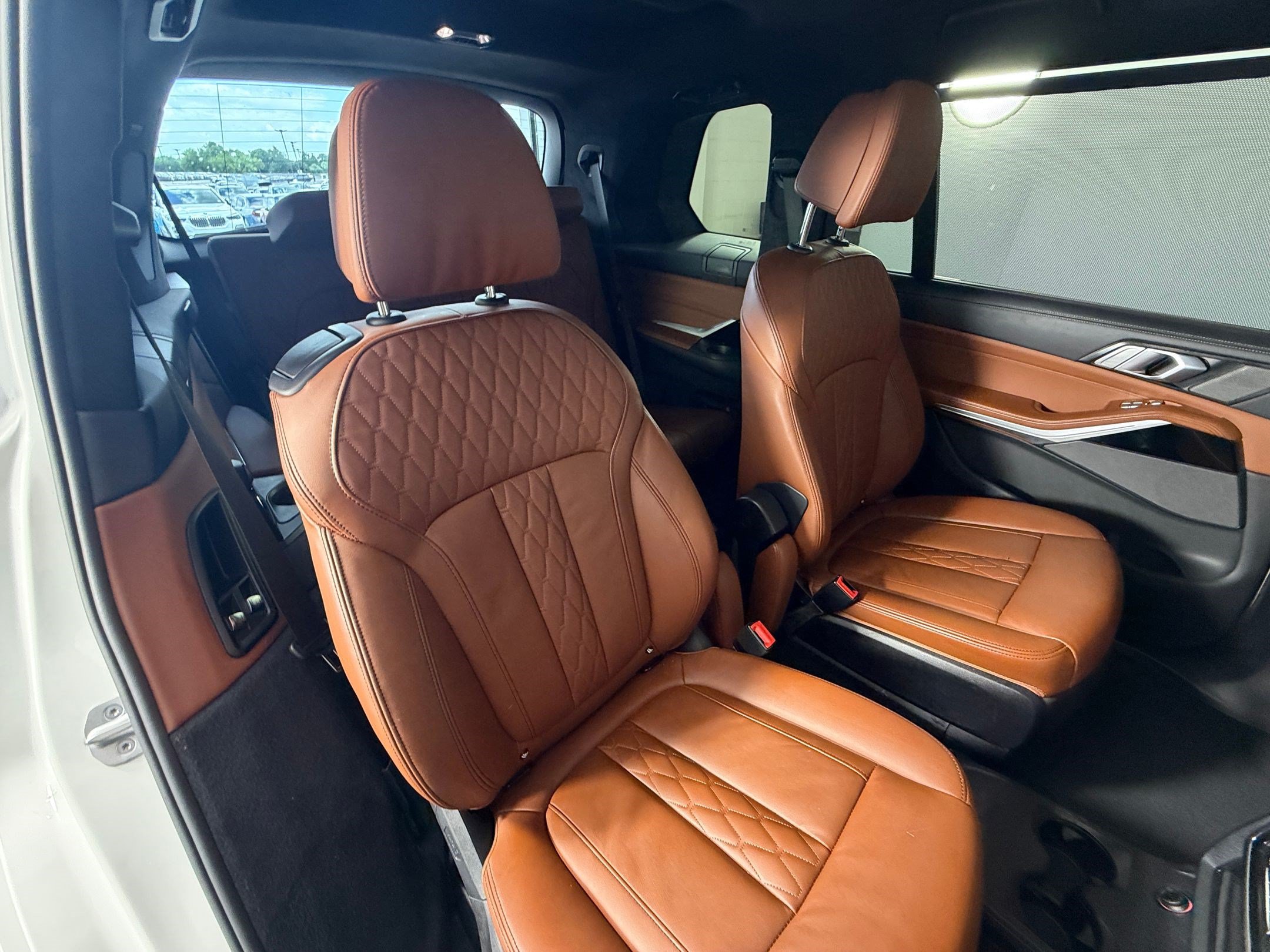 Used 2024 BMW X7 M60i w/ Executive Package AWD/4WD image 34