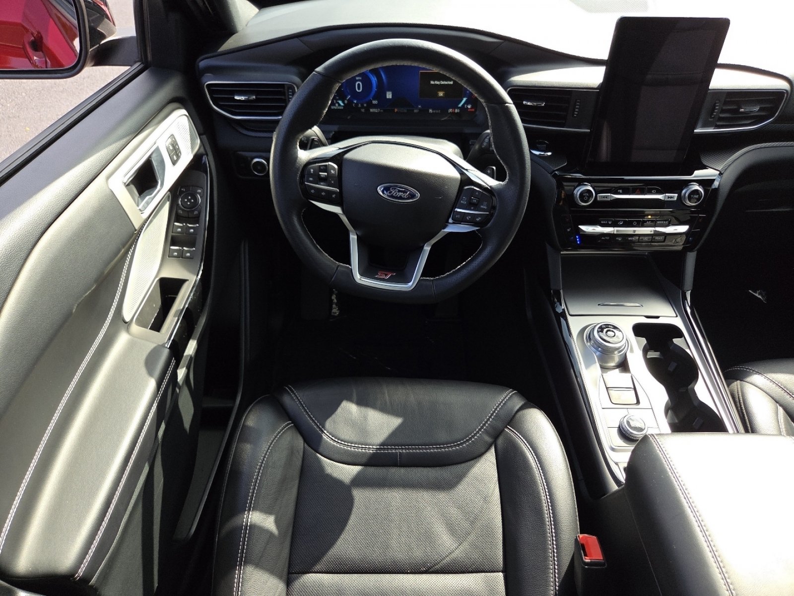 Used 2023 Ford Explorer ST w/ Equipment Group 401A AWD/4WD image 29