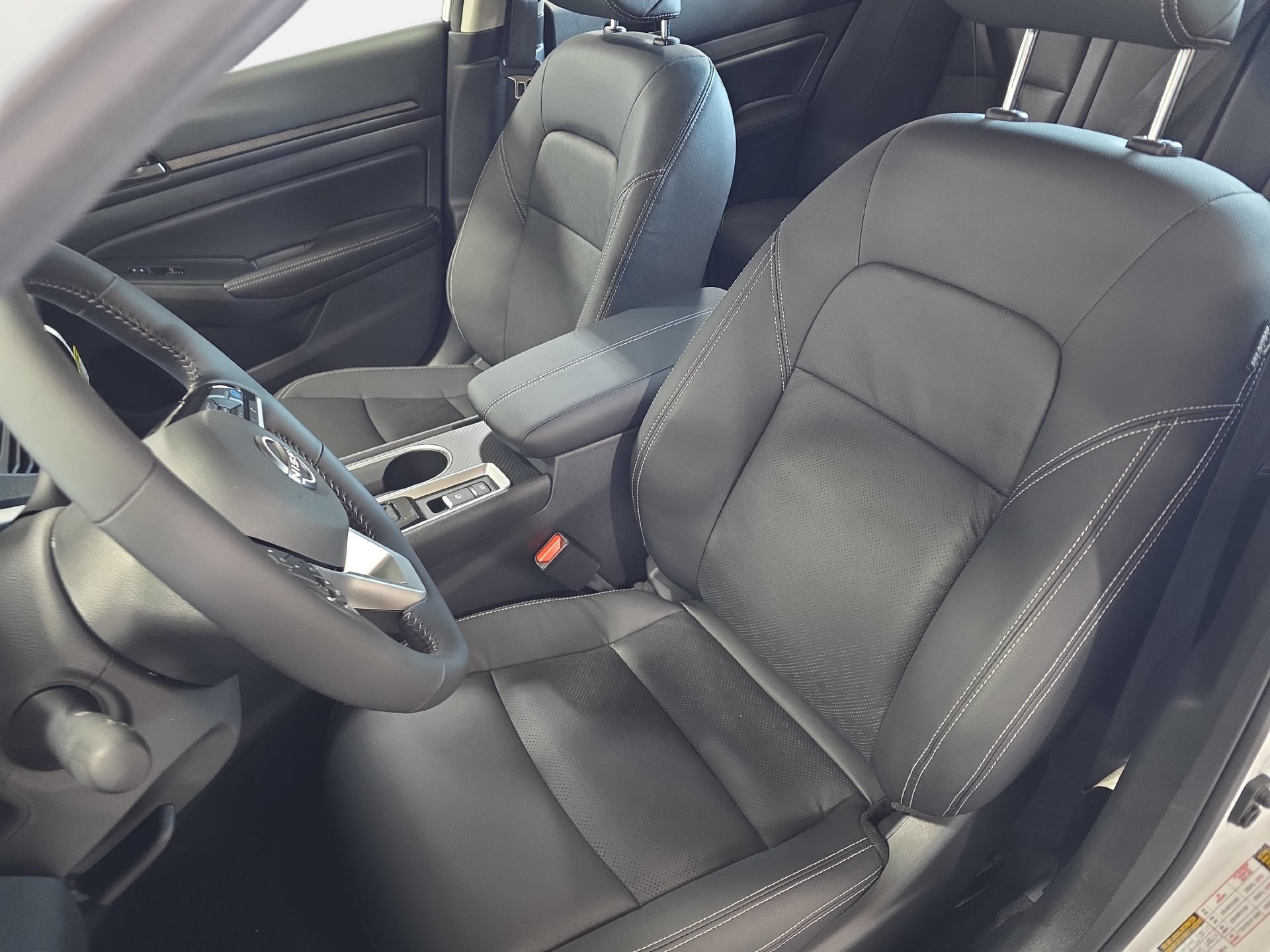 New 2027 Nissan Altima 2.5 SV FWD image 15