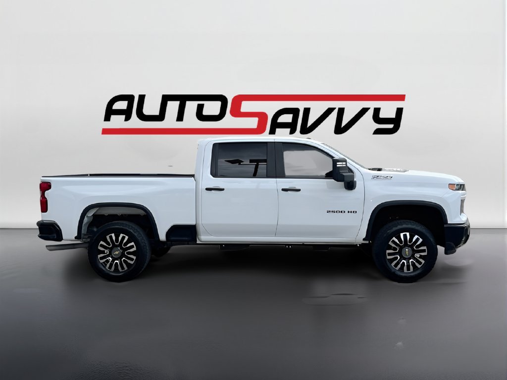 Used 2024 Chevrolet Silverado 2500 Custom w/ Custom Convenience Package AWD/4WD image 8