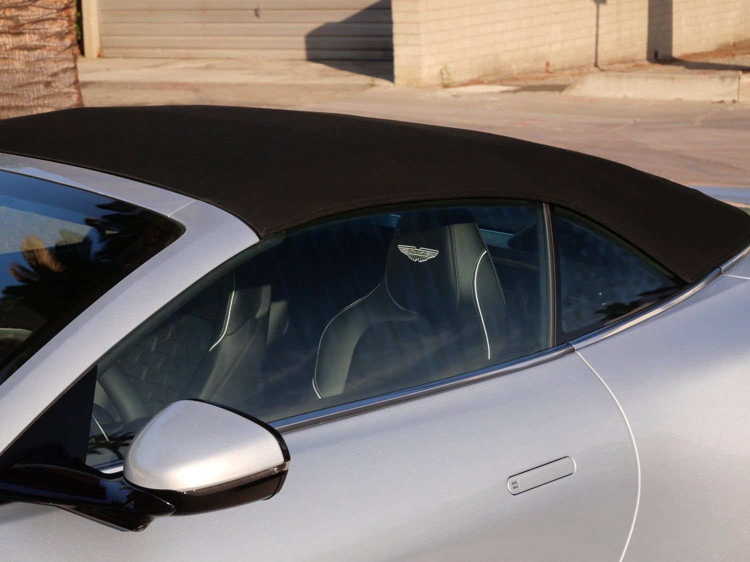 New 2026 Aston Martin Vanquish Convertible RWD image 14