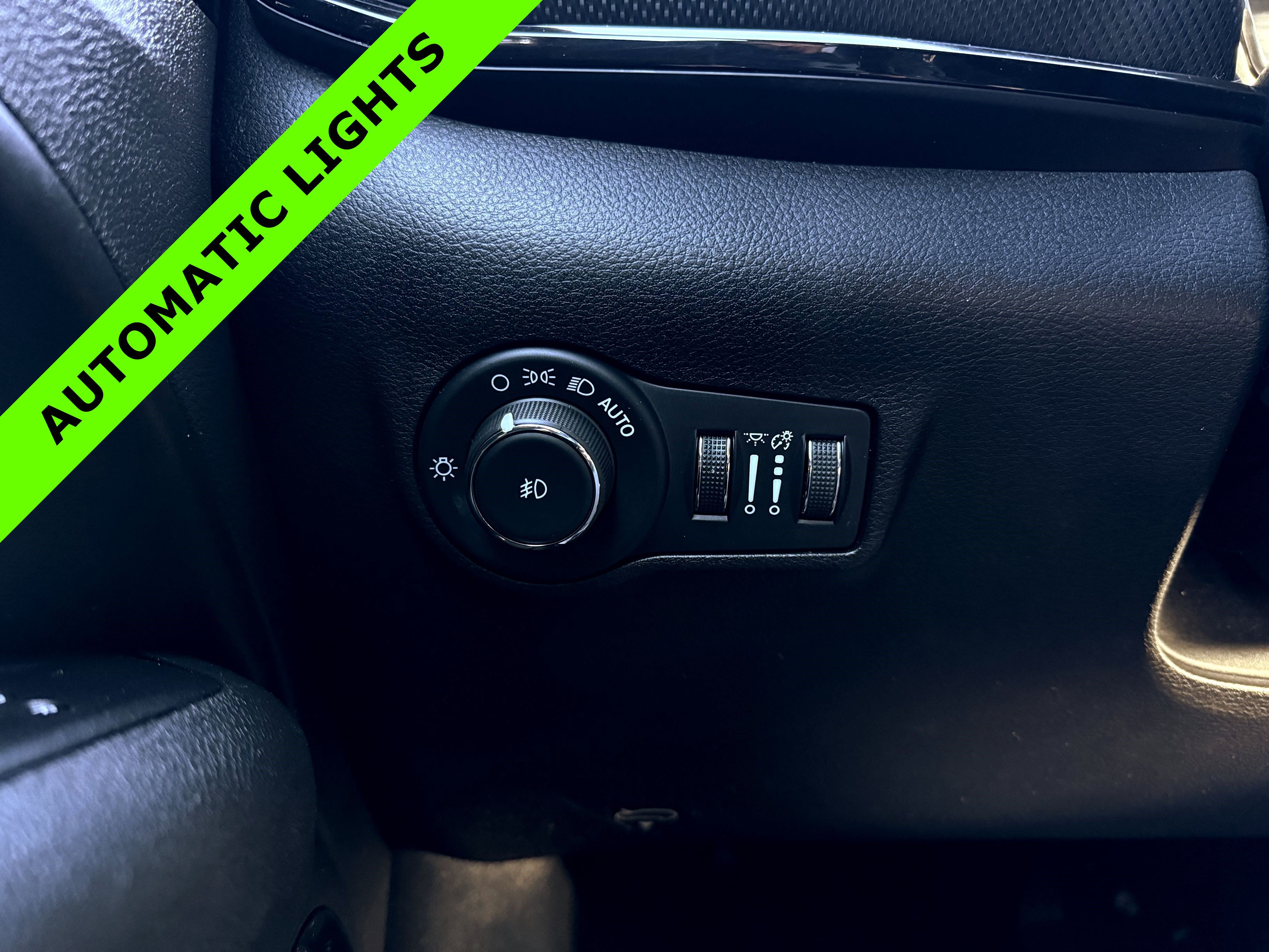 Used 2022 Jeep Compass Altitude image 15