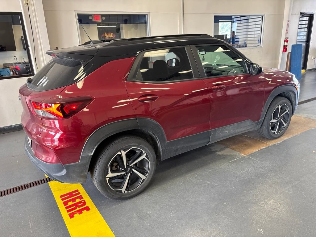 Used 2023 Chevrolet TrailBlazer RS w/ Convenience Package AWD/4WD image 8