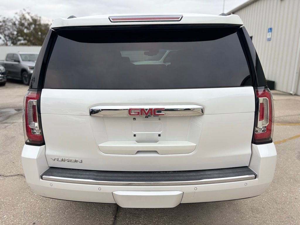 Used 2017 GMC Yukon Denali w/ Open Road Package image 4