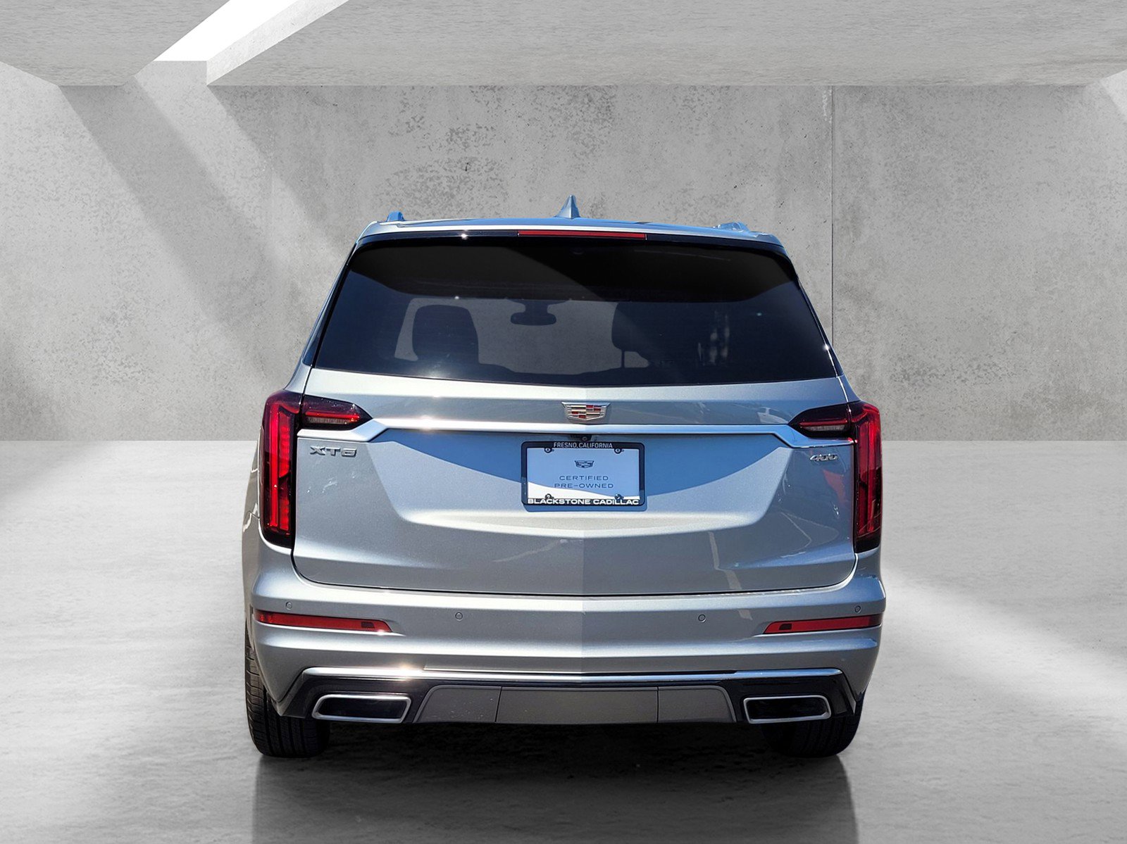 Certified 2025 Cadillac XT6 Premium Luxury image 5