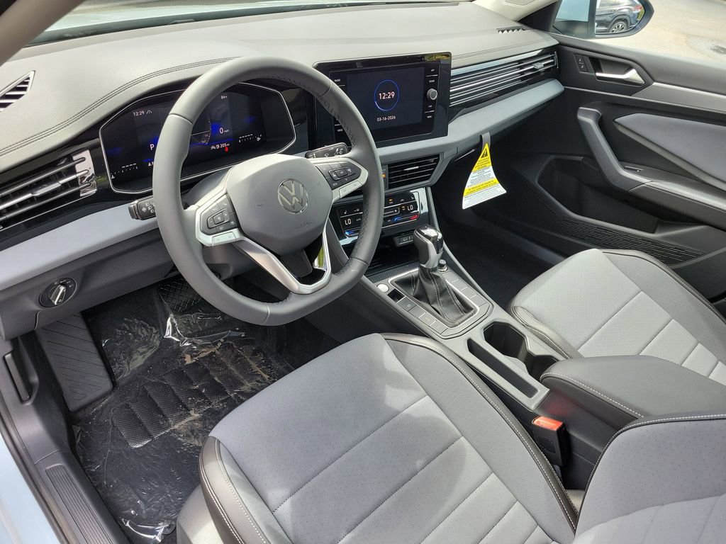 New 2026 Volkswagen Jetta SE image 16