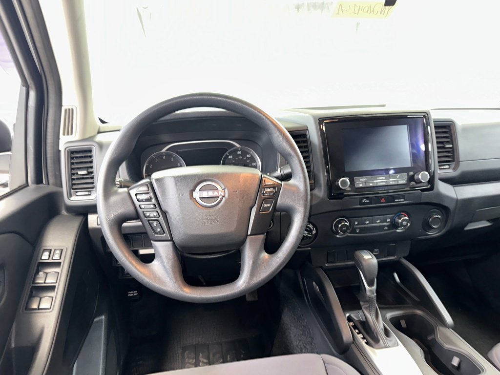 Used 2023 Nissan Frontier S AWD/4WD image 2