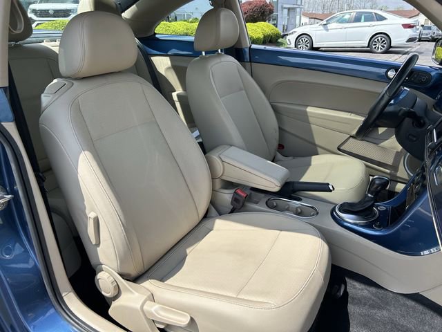 Used 2019 Volkswagen Beetle 2.0T SE FWD image 24