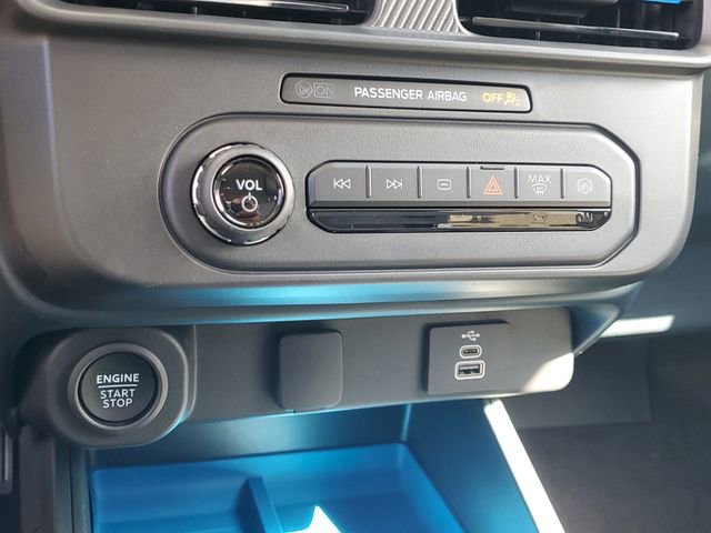 New 2025 Ford Maverick XLT w/ XLT Luxury Package image 14