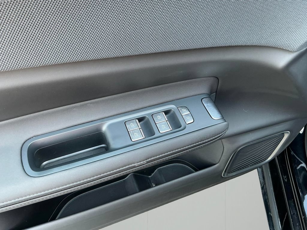 Used 2026 Polestar Polestar 4 AWD/4WD image 13