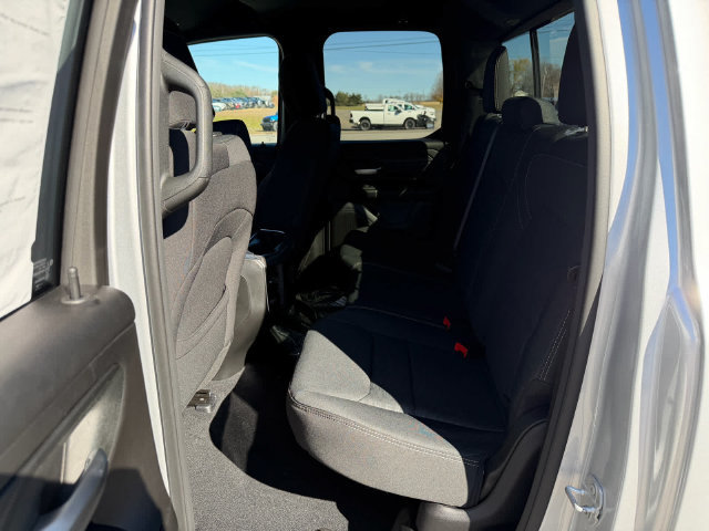 New 2026 RAM 1500 Express AWD/4WD image 10