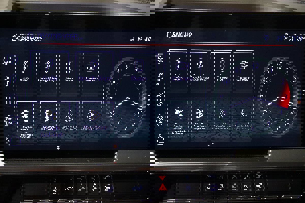 Used 2025 GMC Sierra 2500 SLE w/ SLE Convenience Package image 50