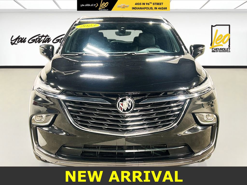 Used 2023 Buick Enclave Premium image 2