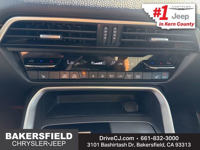 Used 2024 MAZDA CX-90 3.3 Turbo w/ Preferred Package image 17