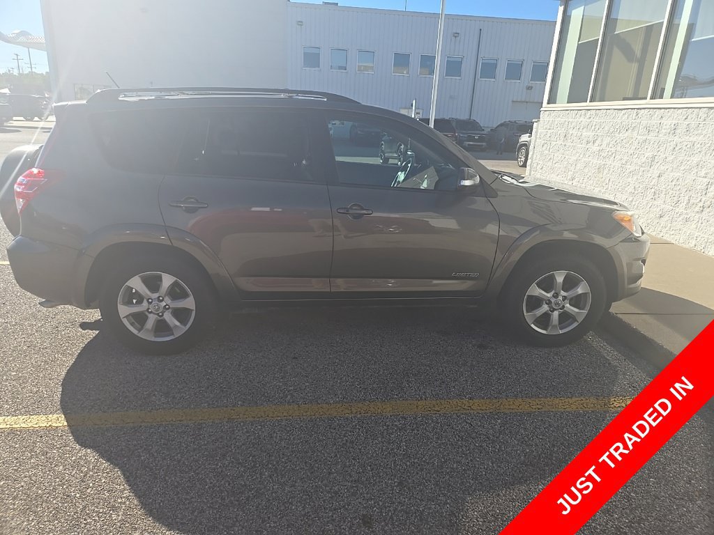 Used 2012 Toyota RAV4 Limited w/ Navigation Value Pkg AWD/4WD image 4